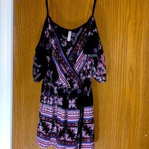 Xhilaration size S black floral romper